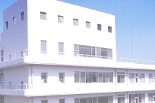 C100589_co_1.jpg