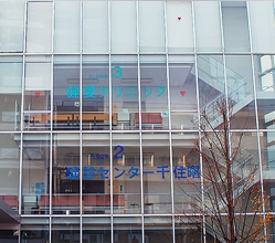 C100837_co_1.jpg